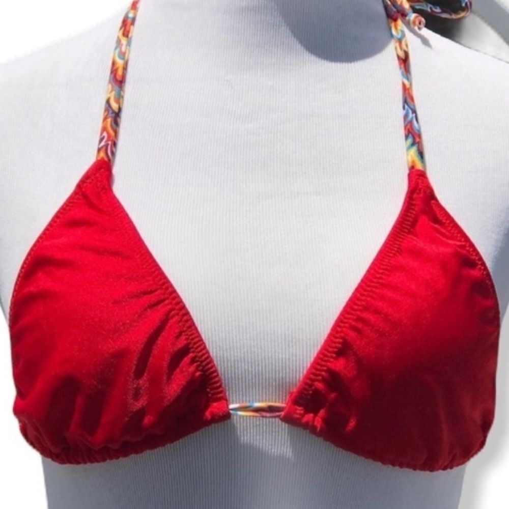 Classy Yet Sassy Bikini‎ Top